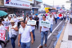F17A9489